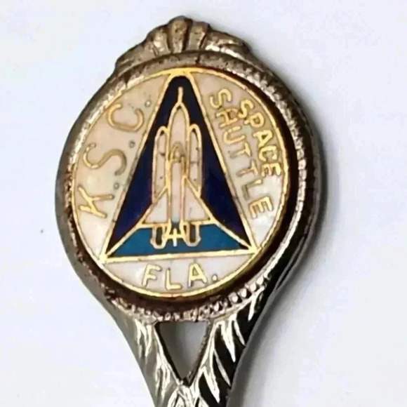 Kennedy Space Center Shuttle Souvenir Engraved Spoon Kitschy Cool - Picture 1 of 4